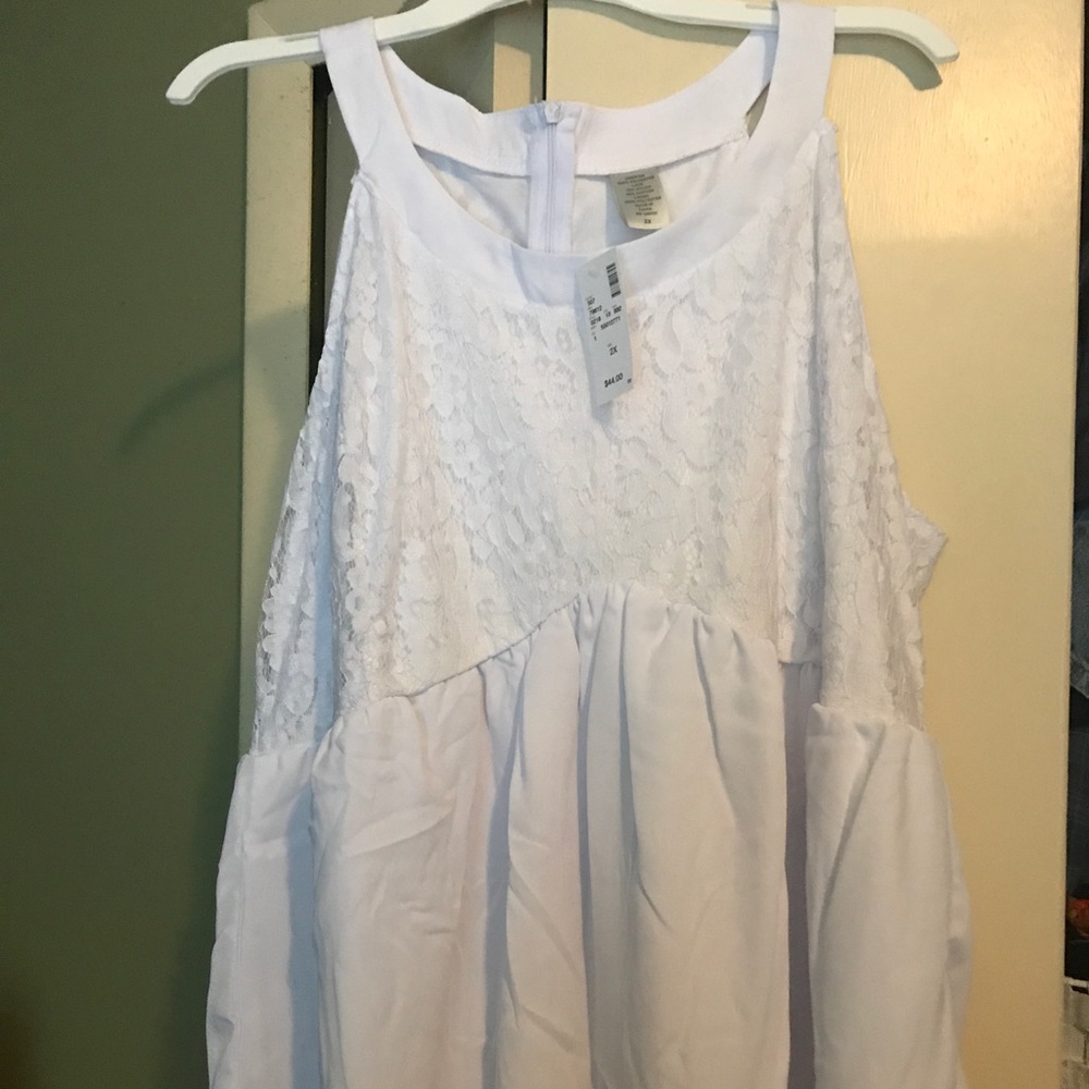 BNWT White lace dressy tank top
